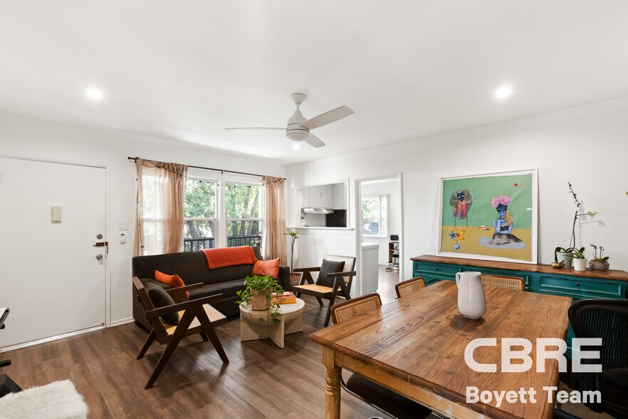 More Photos Of 2302 32nd St, Santa Monica Apartments For Sale