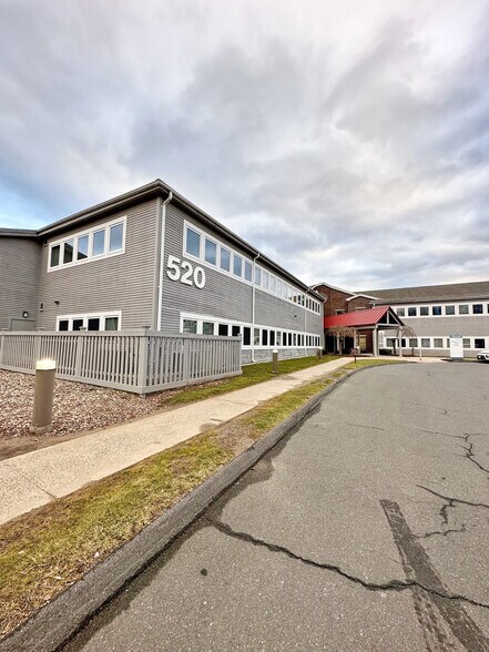 More Photos Of 520 Saybrook Rd, Middletown Medical For Lease