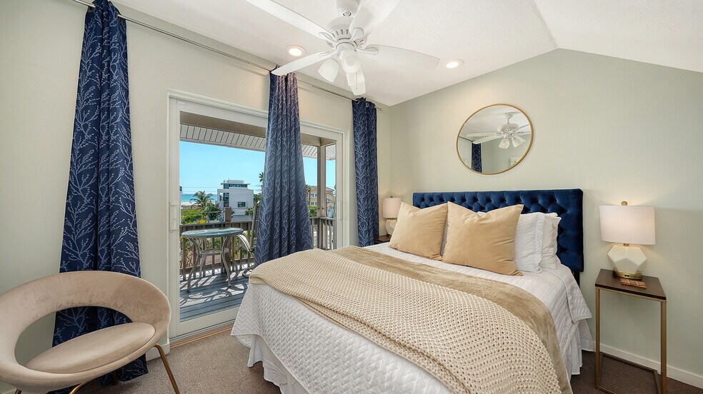 More Photos Of 5610 AVENIDA DEL MARE, Sarasota Specialty For Sale