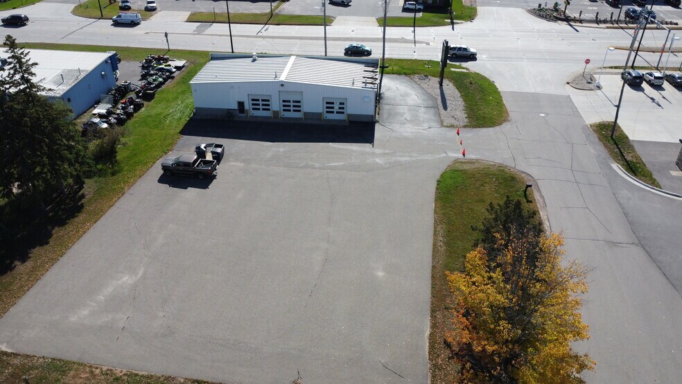 More Photos Of 2550 Plover Rd, Plover Auto Repair For Sale