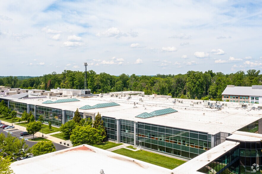 More Photos Of 3805 West Chester Pike, Newtown Square Office For Lease