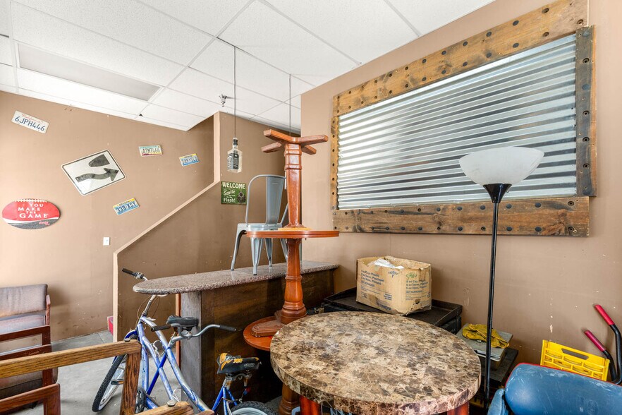 More Photos Of 4570 Donovan Way, North Las Vegas Light Distribution For Sale