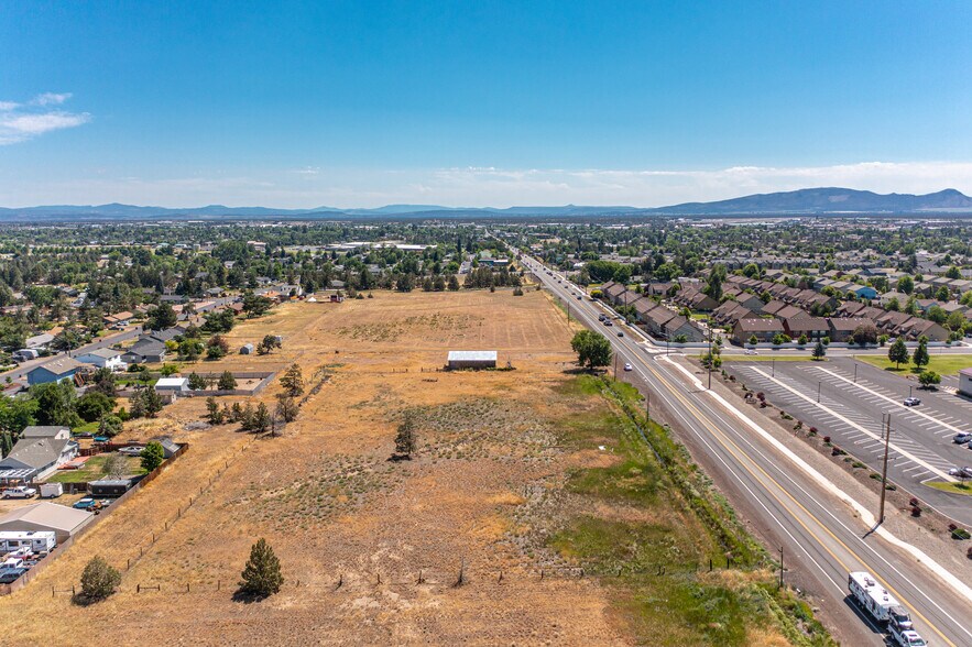 More Photos Of 3131 SW Highland Ave, Redmond Land For Sale