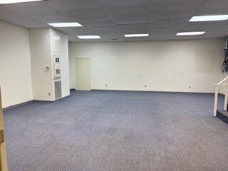 More Photos Of 309 14th St, Columbus Storefront For Lease