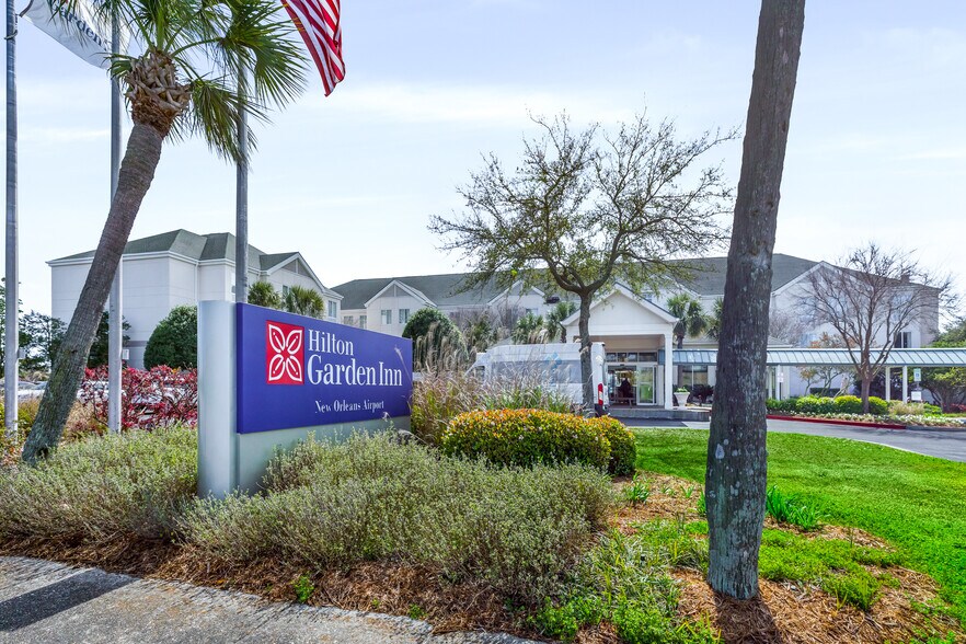 More Photos Of 4535 Williams Blvd, Kenner Hotel For Sale