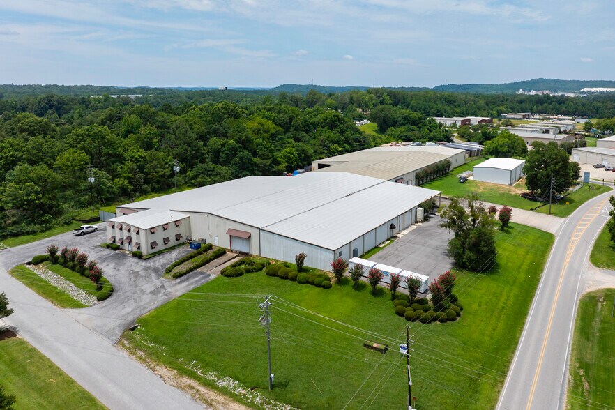 Primary Photo Of 100 Airpark Industrial Rd, Alabaster Warehouse For Sale