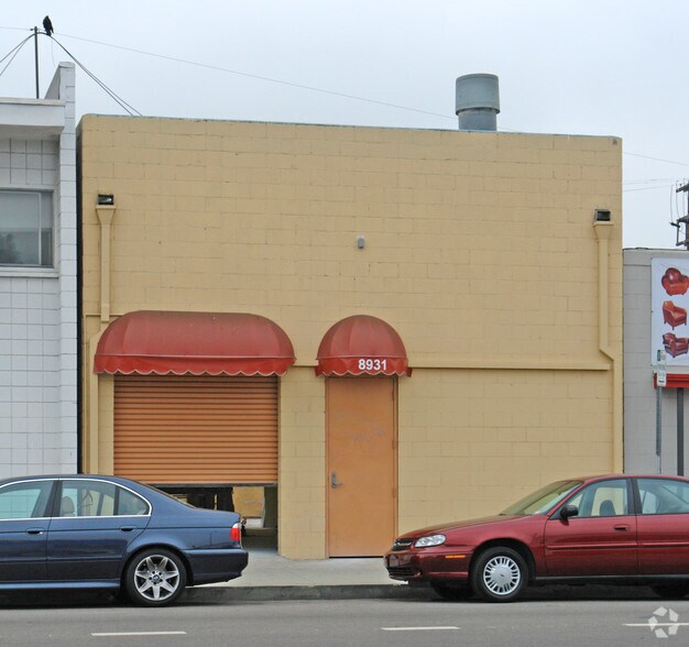 Primary Photo Of 8931 National Blvd, Los Angeles Manufacturing For Lease