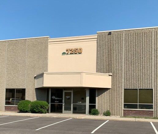 More Photos Of 7250 Hudson Blvd N, Oakdale Light Manufacturing For Lease