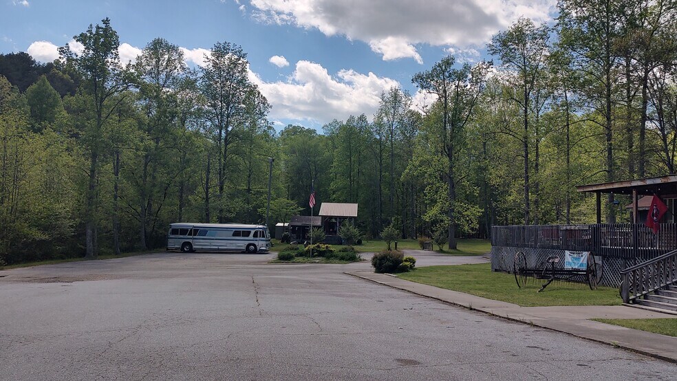 More Photos Of 107 Country Creek Dr, Pickens Storefront Retail Office For Sale