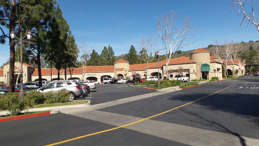 More Photos Of 3815-3963 E Thousand Oaks Blvd, Westlake Village Unknown For Lease