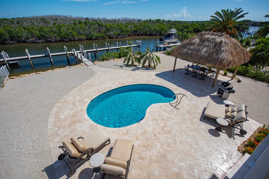 More Photos Of 2394 Coco Plum Dr, Marathon Specialty For Sale