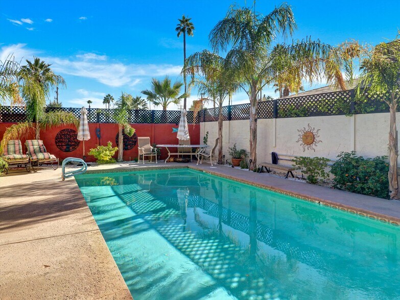 More Photos Of 525 S Thornhill Rd, Palm Springs Apartments For Sale
