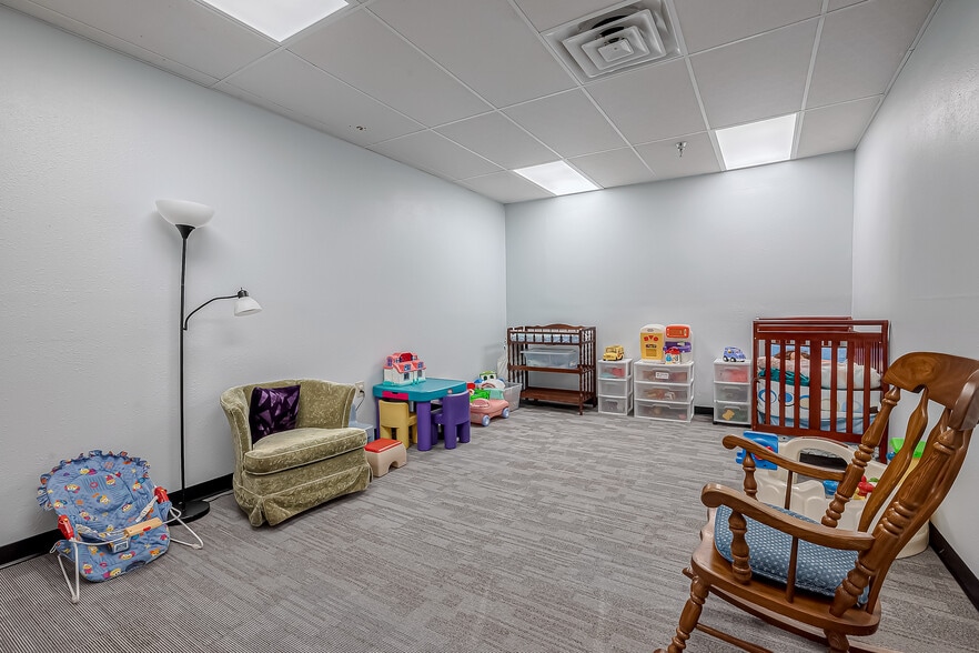 More Photos Of 1035 Fairmont Pky, Pasadena Religious Facility For Sale