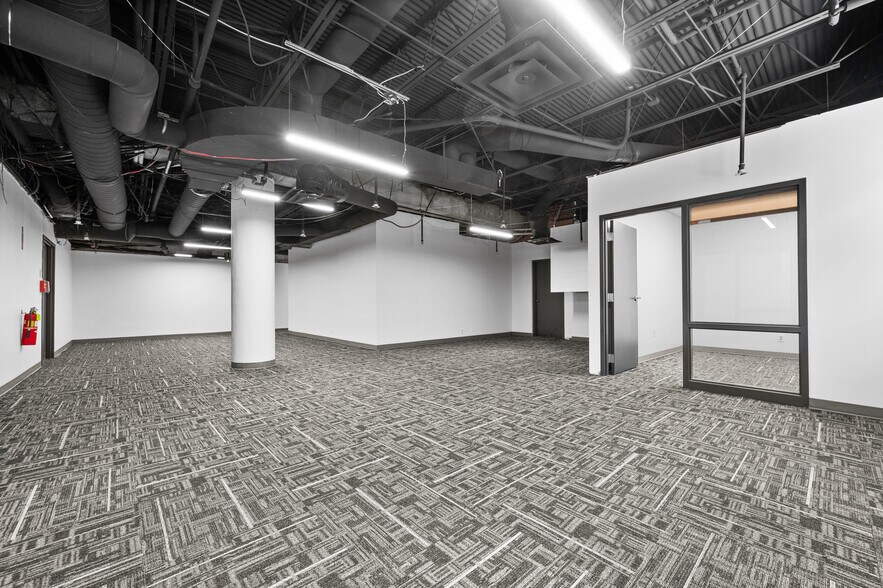 More Photos Of 1255 E Brickyard Rd, Salt Lake City Bank For Lease