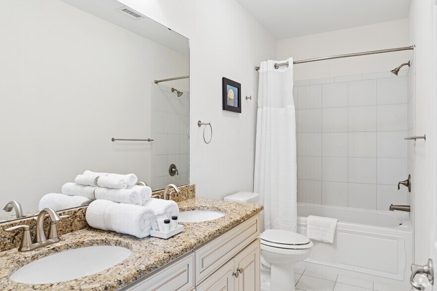 More Photos Of 231 Waterside Dr, Roper Apartments For Sale