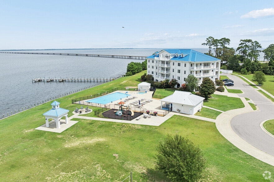 More Photos Of 231 Waterside Dr, Roper Apartments For Sale