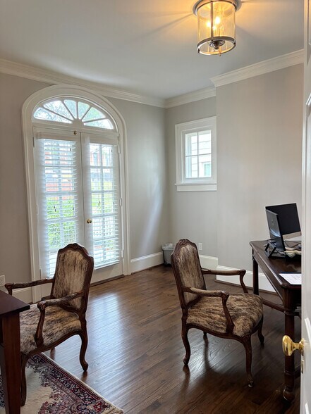 More Photos Of 118 St Marys St, Raleigh Office Residential For Sale