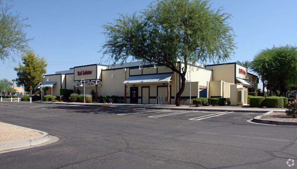 More Photos Of 8055 W Bell Rd, Peoria Unknown For Lease