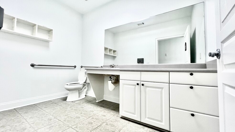 More Photos Of 4080 McGinnis Ferry Rd, Alpharetta Office For Sale