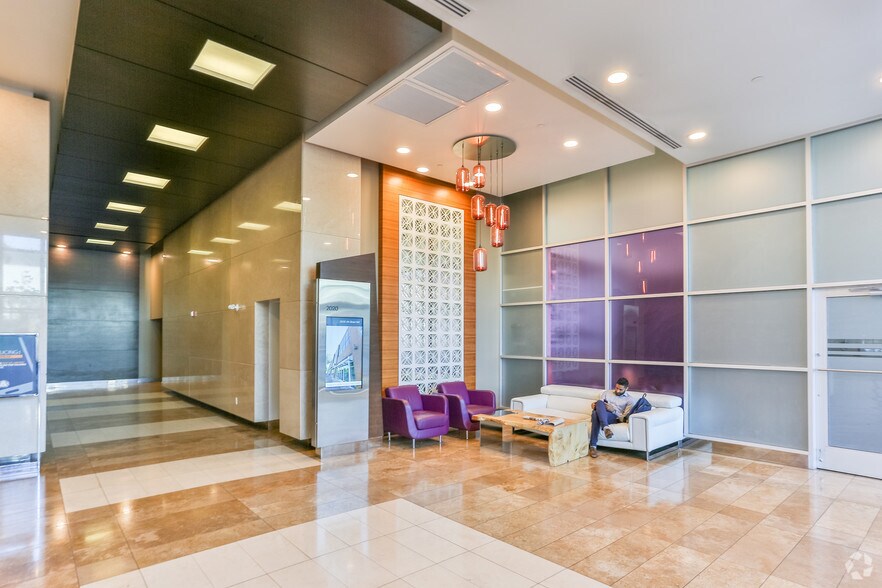 More Photos Of 2020 4th St SW, Calgary Office For Lease
