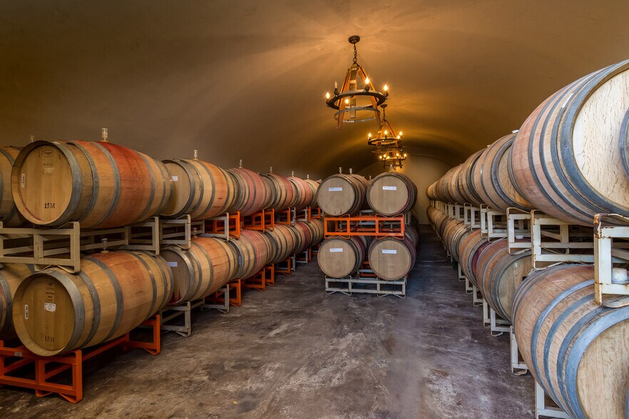 More Photos Of 3040 Ponderosa Rd, Shingle Springs Specialty For Sale