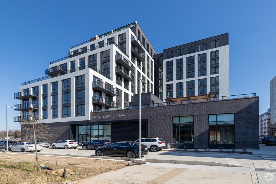 More Photos Of 7123 Leesburg Pike, Falls Church Unknown For Lease