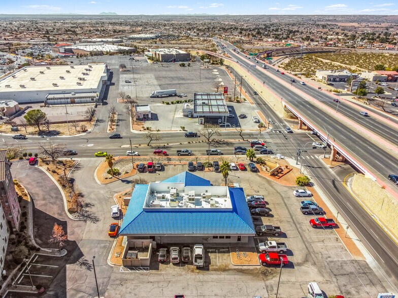 More Photos Of 2900 N Telshor Blvd, Las Cruces Restaurant For Sale