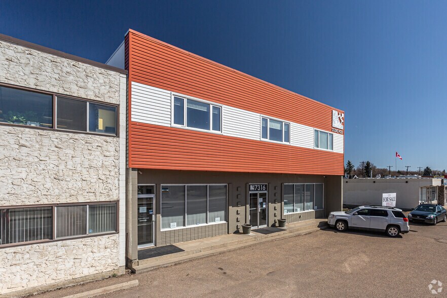More Photos Of 7316 101 Ave NW, Edmonton Office For Sale