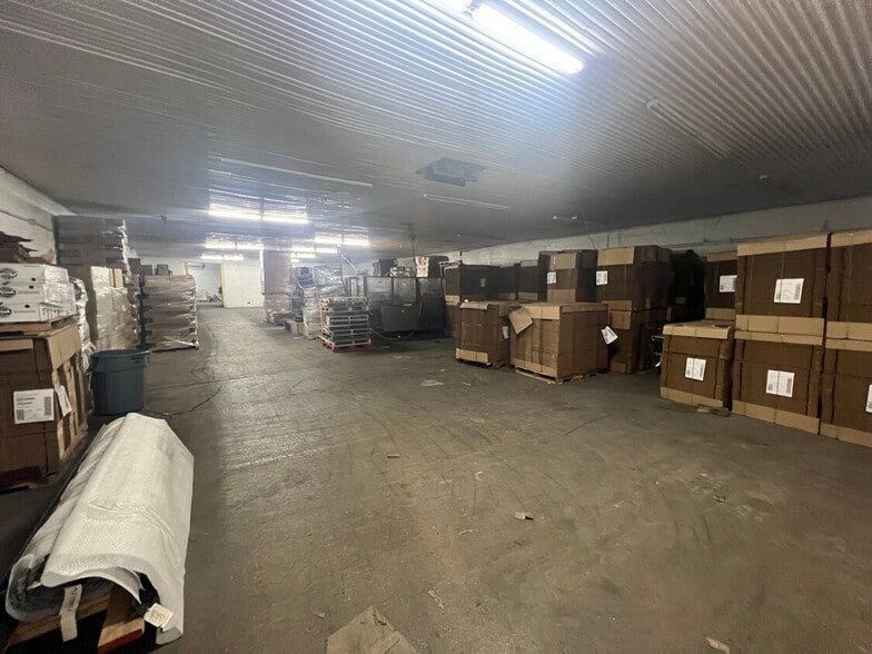 More Photos Of 175 Willow St, Toughkenamon Warehouse For Lease