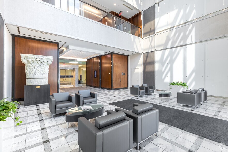 More Photos Of 121 Perimeter Ctr W, Atlanta Coworking Space