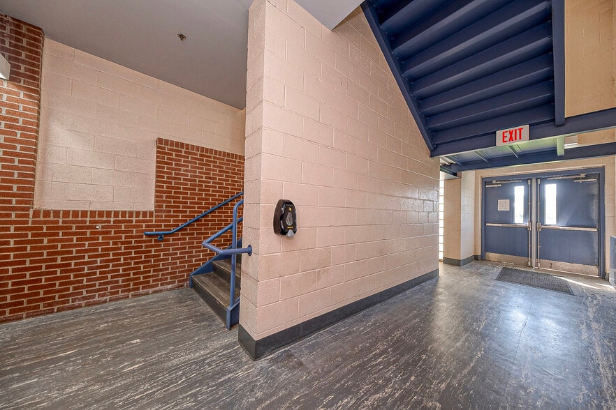 More Photos Of 255 Third St, New Kensington Schools For Sale