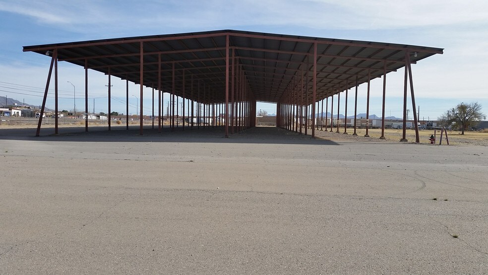 More Photos Of 110 W Borderland Rd, El Paso Warehouse For Lease