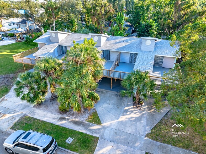 Primary Photo Of 1559 7th Ave W, Bradenton Apartments For Sale