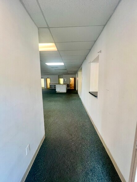 More Photos Of 964 S Fayetteville St, Asheboro Office For Lease