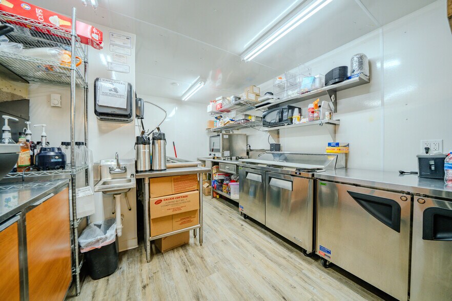 More Photos Of 420 Main St, New Munich General Retail For Sale