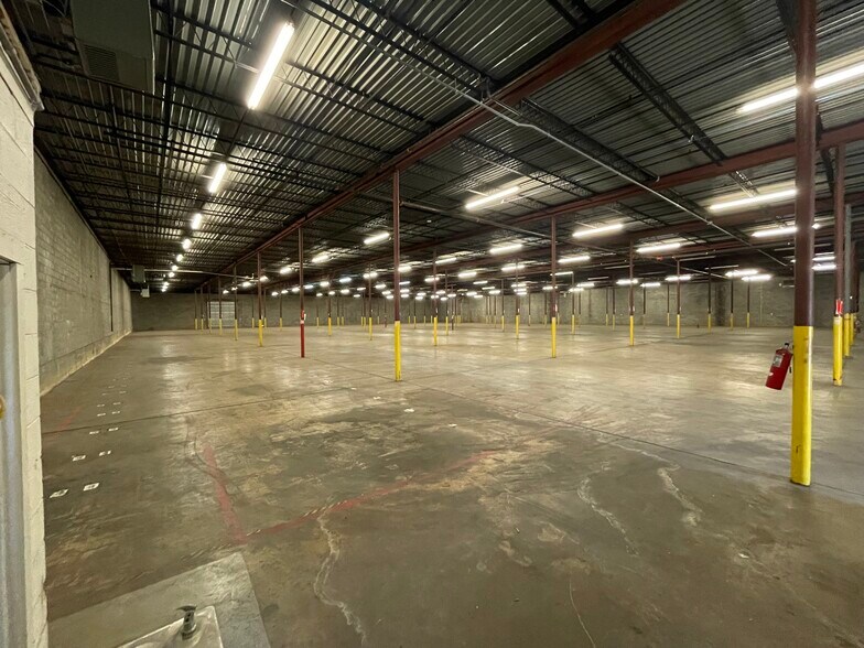 More Photos Of 201 Perrow St, Altavista Warehouse For Lease