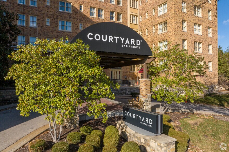 More Photos Of 4600 Mill Creek Pky, Kansas City Hotel For Lease