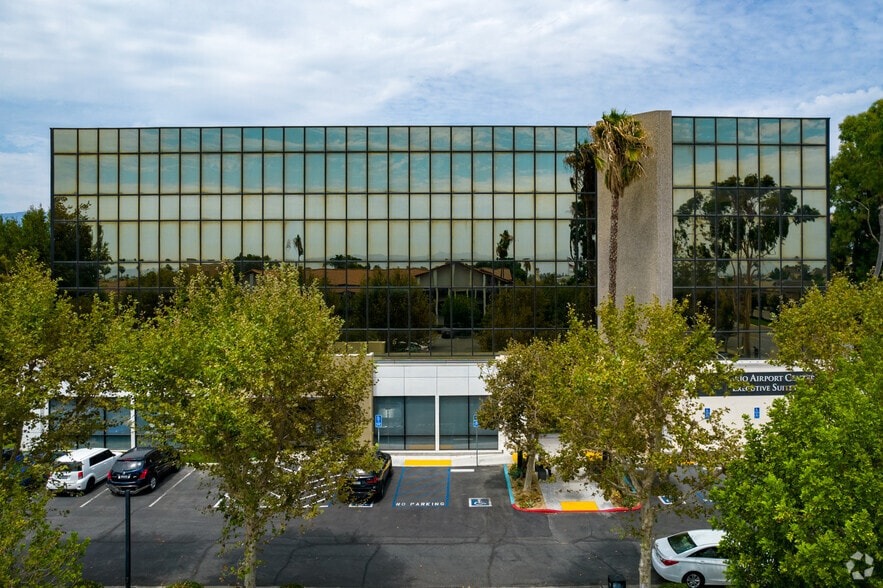 More Photos Of 337 N Vineyard Ave, Ontario Office Residential For Lease