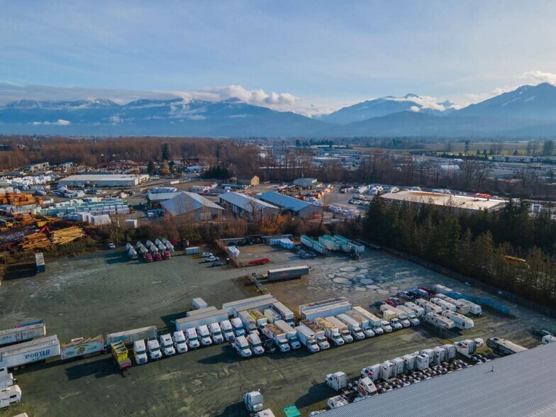 More Photos Of 8072 Lickman Rd, Chilliwack Land For Lease