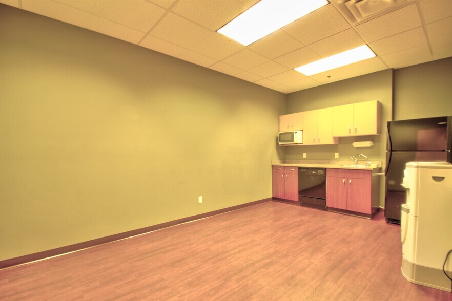 More Photos Of 2425 W Central Ave, Missoula Office For Lease