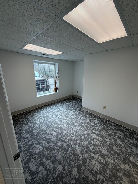 More Photos Of 841 E Main St, Spartanburg Office For Lease