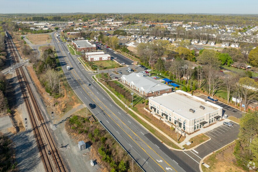 More Photos Of 3612 Hwy 49 South, Harrisburg Medical For Lease