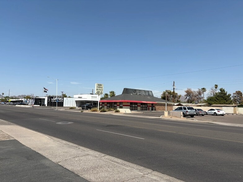 More Photos Of 2939 N 24th St, Phoenix Restaurant For Lease