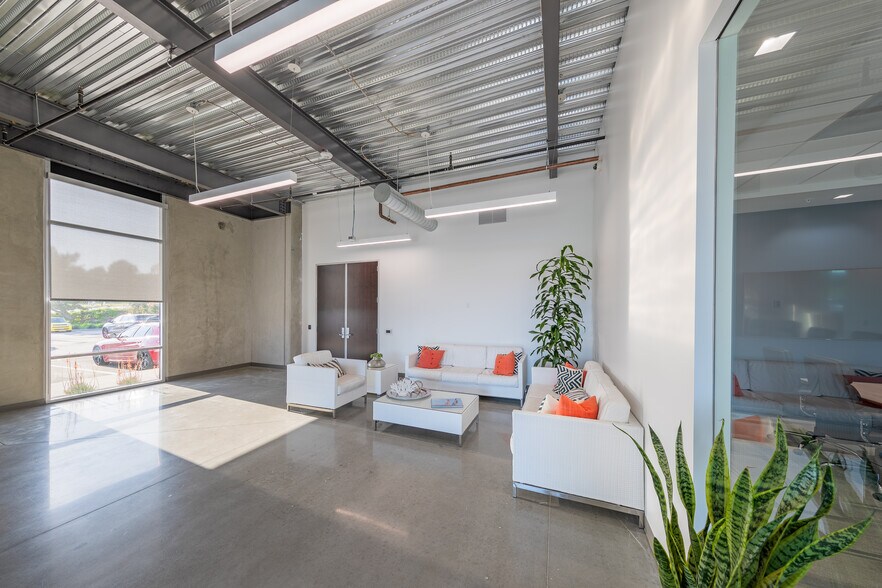 More Photos Of 2882 Whiptail Loop E, Carlsbad Warehouse For Sale
