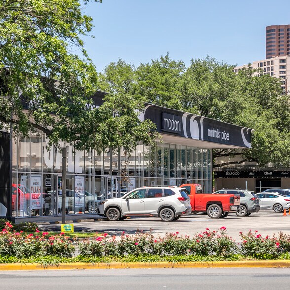 More Photos Of 5350 Westheimer Rd, Houston Unknown For Lease