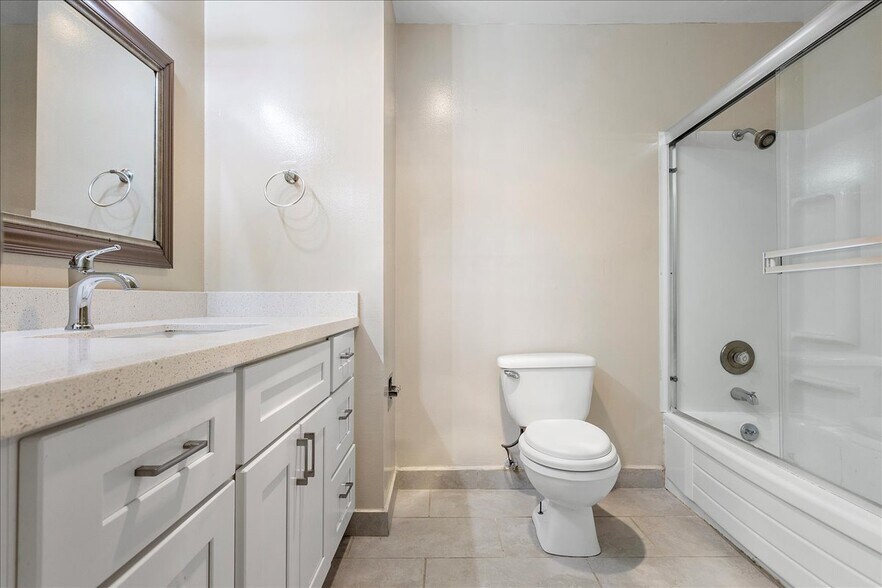 More Photos Of 561 Oakland Ave, Oakland Apartments For Sale