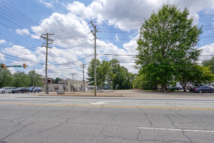 More Photos Of 300 N Church St, Spartanburg Land For Sale