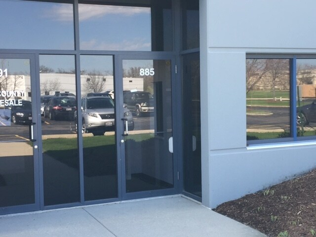More Photos Of 875-895 Northpoint Blvd, Waukegan Industrial For Lease