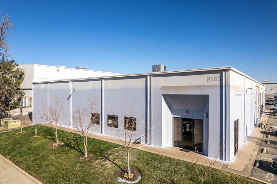 More Photos Of 2587 Mercantile Dr, Rancho Cordova Warehouse For Lease