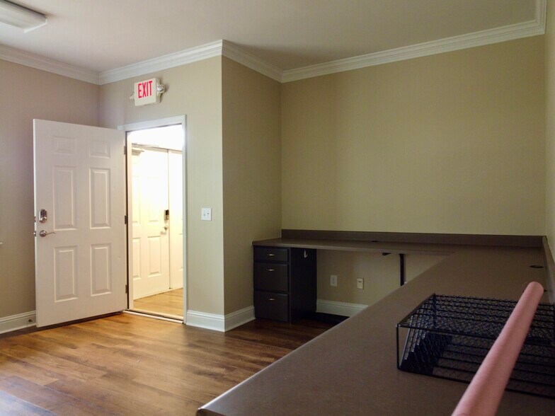 More Photos Of 2151 Eatonton Rd, Madison Office Residential For Lease